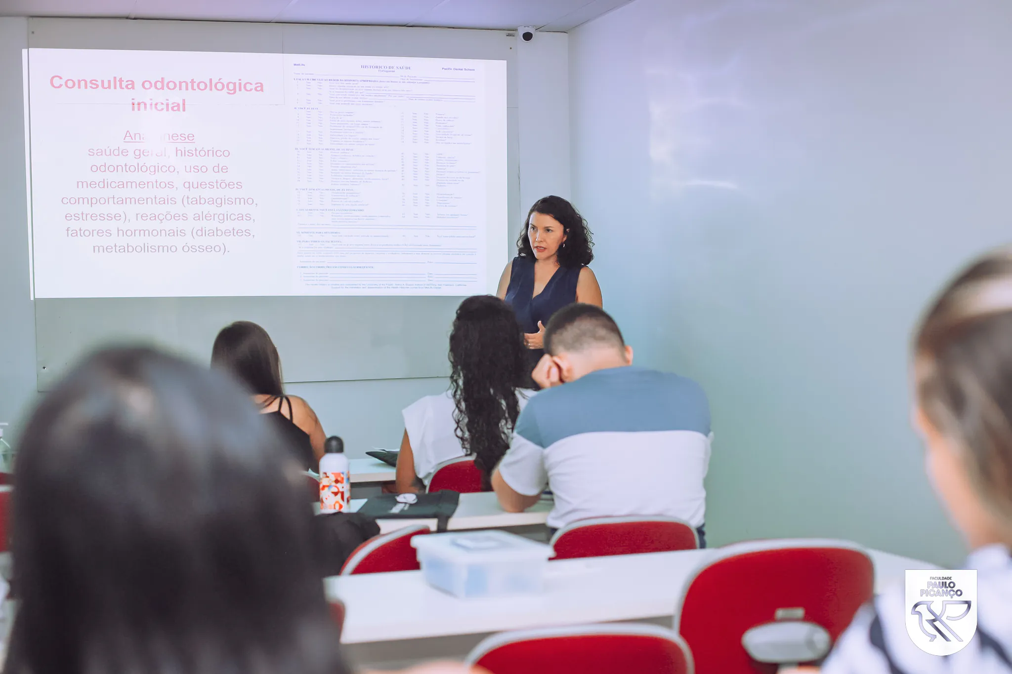 Início do curso de extensão em Farmacologia